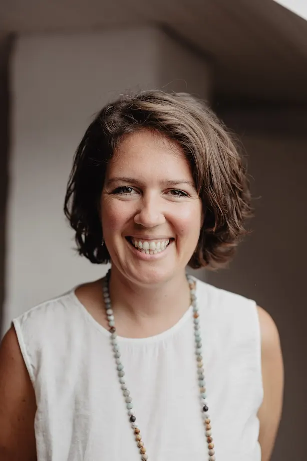 Carolina Wolf – Yogalehrerin & Holistic Bodywork